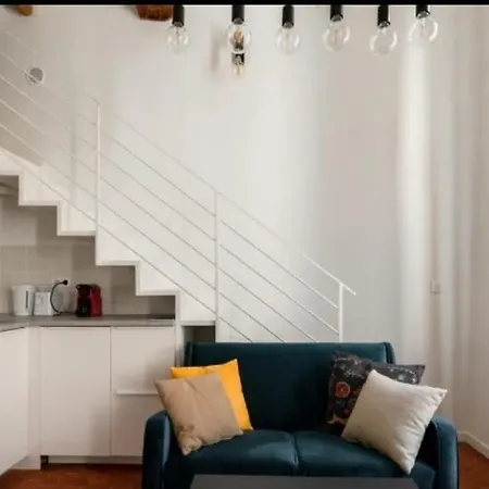 Apartment Authentique Au Centre D'antibes